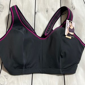 Cacique 40Dd sport bra